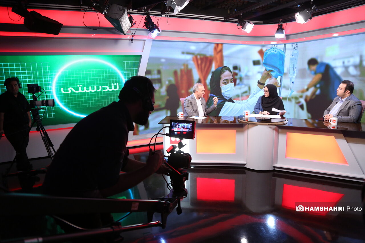 فعالیت پزشکان و پرستاران افغان در مراکز درمانی