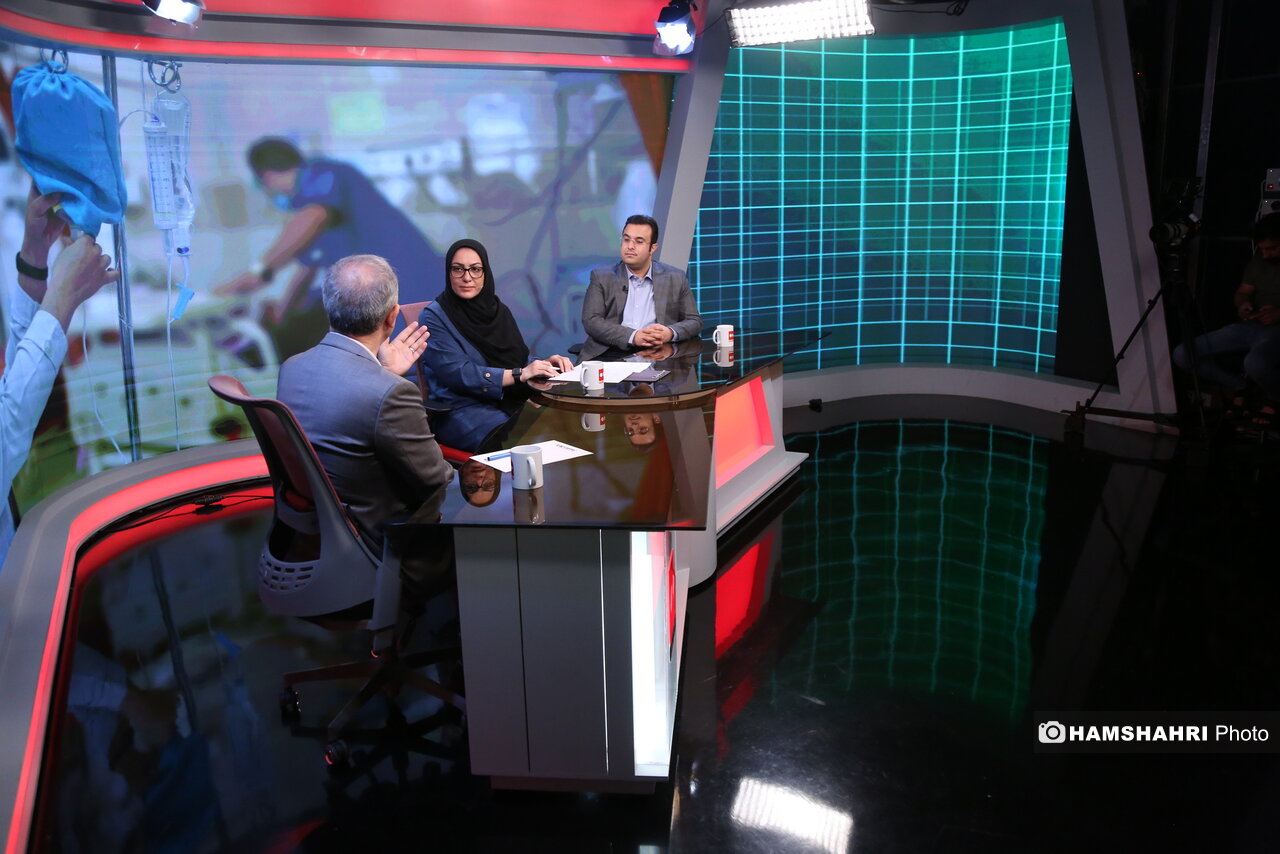 فعالیت پزشکان و پرستاران افغان در مراکز درمانی