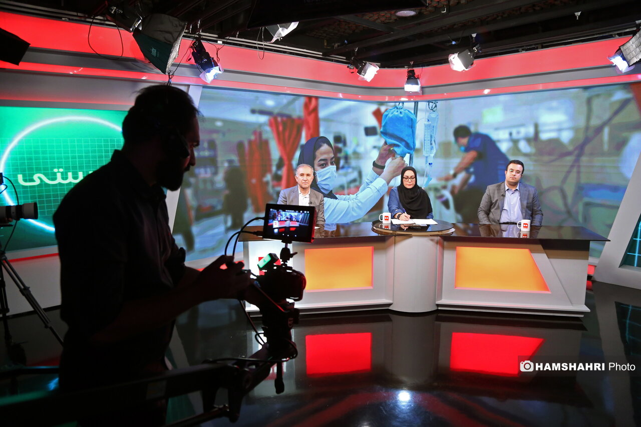 فعالیت پزشکان و پرستاران افغان در مراکز درمانی