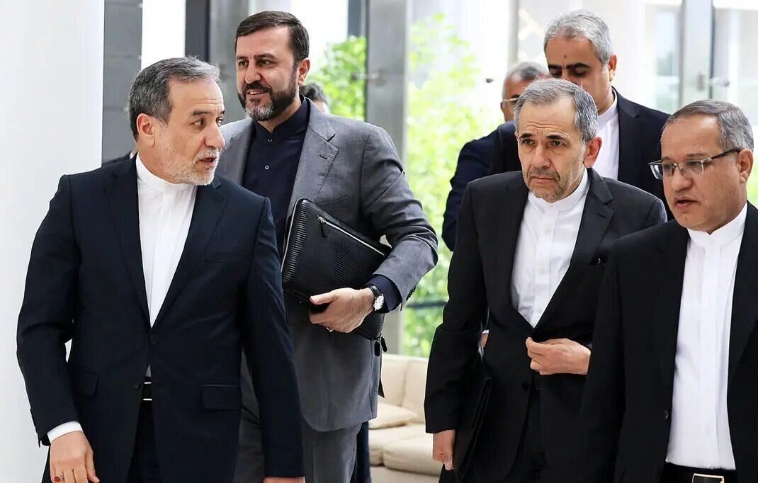 ولی نصر: اشتباه آمریکایی‌ها این است که پیشنهادهای ایران را آزمایش نمی‌کنند