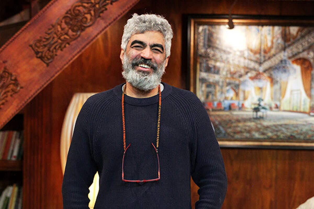 از مهران مدیری تا علی درستکار | ۱۰مجری که از تلویزیون به شبکه نمایش خانگی کوچ کردند