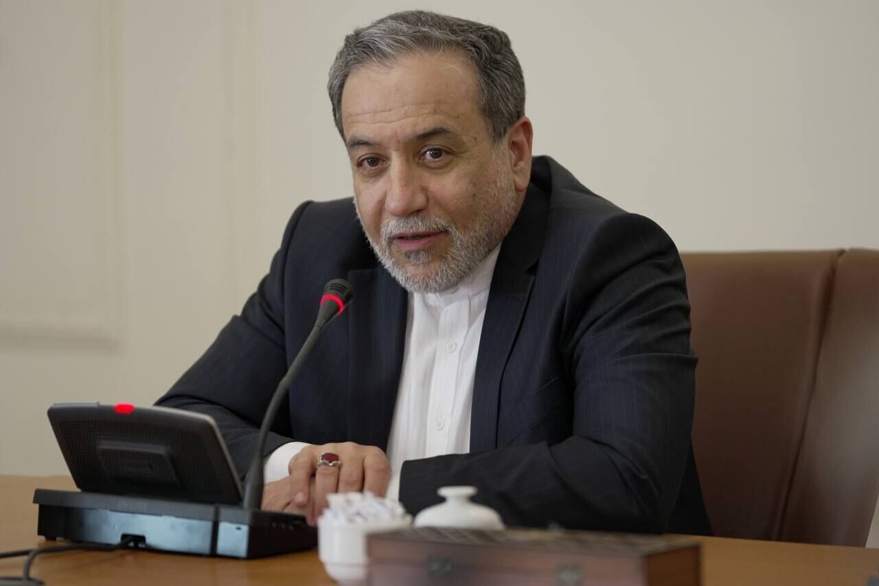 هشدار عراقچی به انگلیس: اگر موضع شما این است هیچ گفت و گویی دیگر نداریم