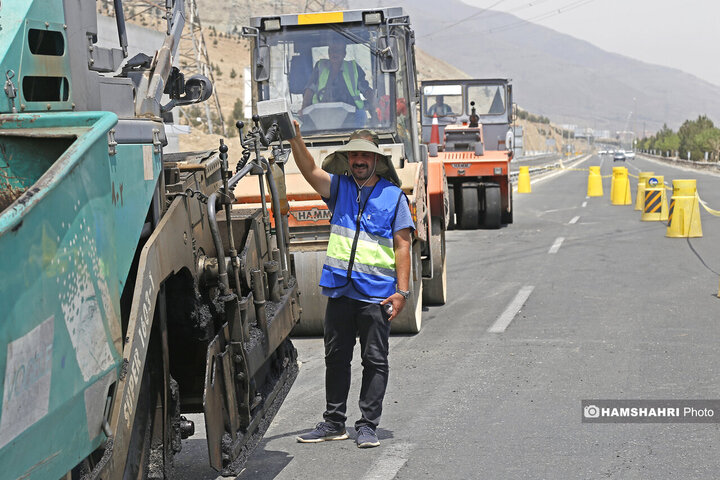 آسفالت کاری در اتوبان شهید خرازی