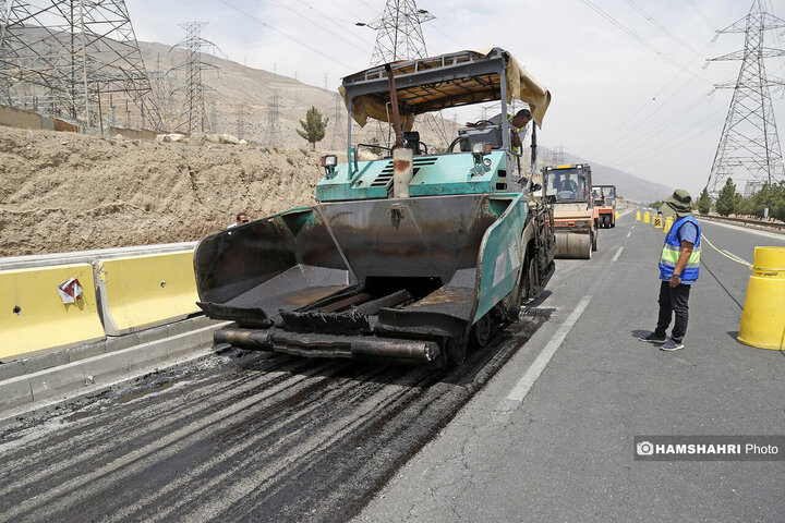 آسفالت کاری در اتوبان شهید خرازی