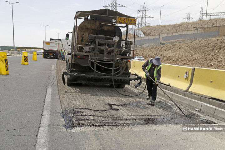 آسفالت کاری در اتوبان شهید خرازی
