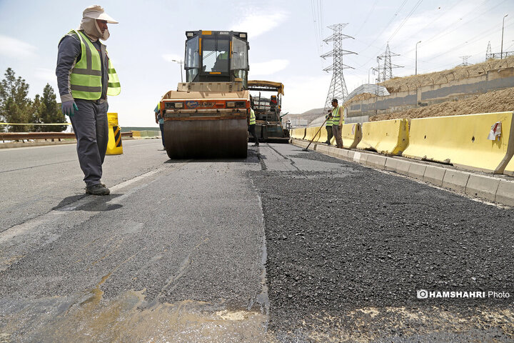 آسفالت کاری در اتوبان شهید خرازی