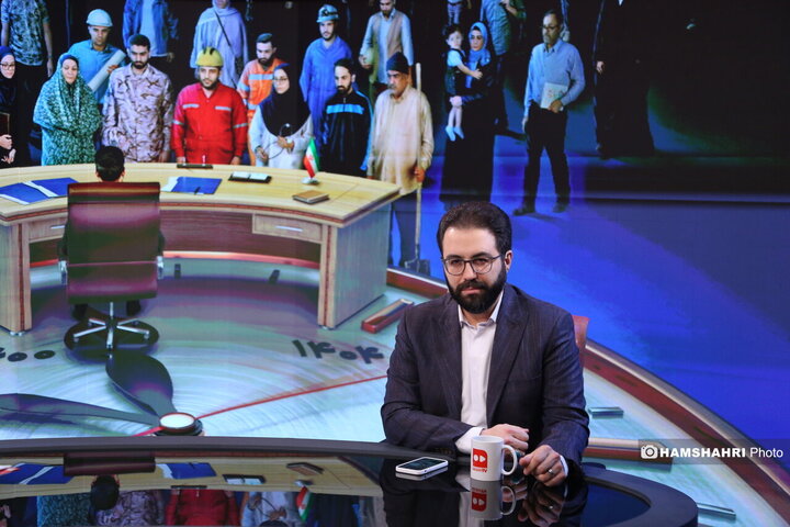 رهبر انقلاب