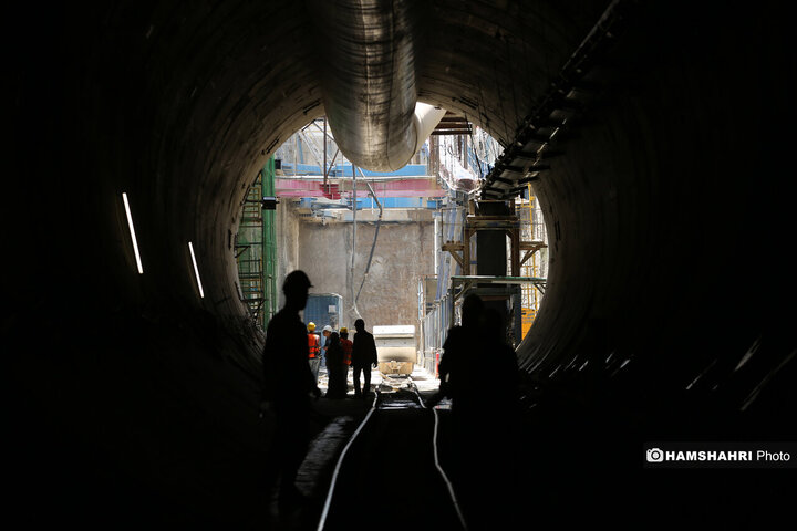 بازدید از روند اجرایی پروژه عمرانی احداث خط ۱۰ متروی تهران