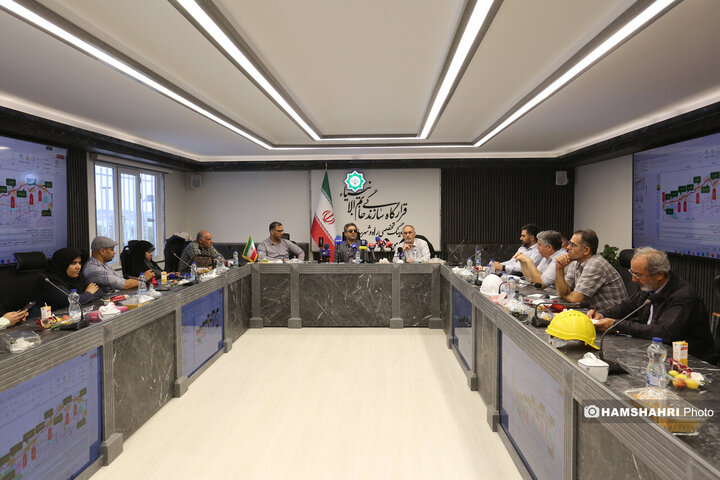 بازدید از روند اجرایی پروژه عمرانی احداث خط ۱۰ متروی تهران