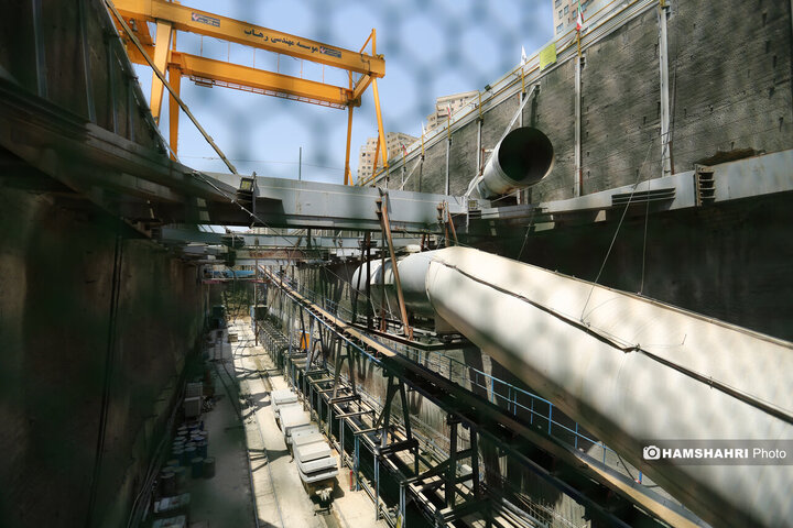 بازدید از روند اجرایی پروژه عمرانی احداث خط ۱۰ متروی تهران