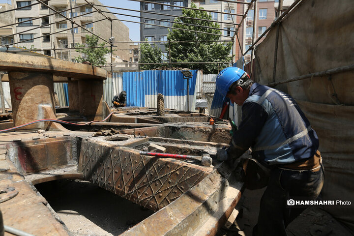 بازدید از روند اجرایی پروژه عمرانی احداث خط ۱۰ متروی تهران