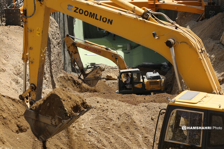 بازدید از روند اجرایی پروژه عمرانی احداث خط ۱۰ متروی تهران