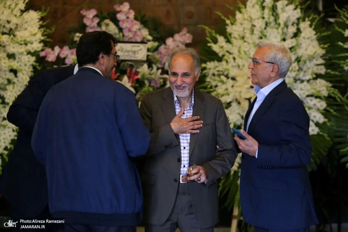 محمدعلی نجفی در یک مراسم ختم | تصاویر