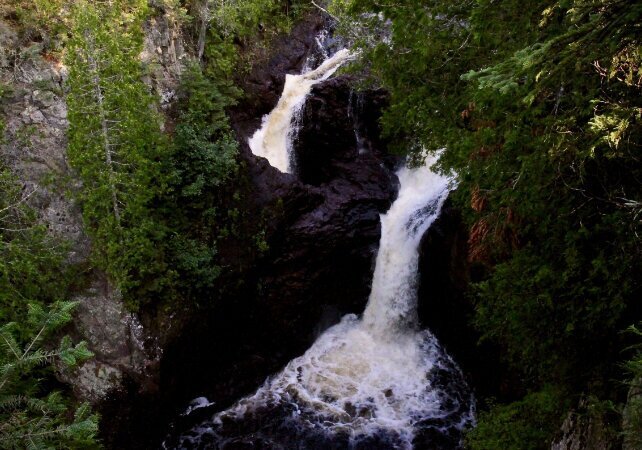 معماهایی در طبیعت که هنوز حل نشدهاند؛ رازهای شنیدنی، نورهای مرموز و دریاچههای صورتی | عکس