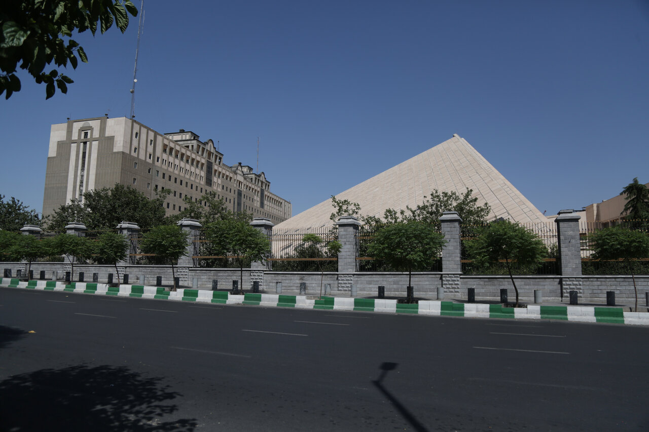 تهران، شهر قانون ایران | مجلس، در چه ساختمان هایی برپا شده است؟