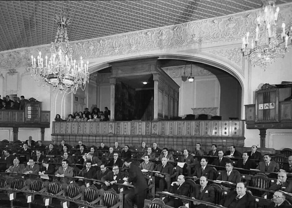 تهران، شهر قانون ایران | مجلس، در چه ساختمان هایی برپا شده است؟