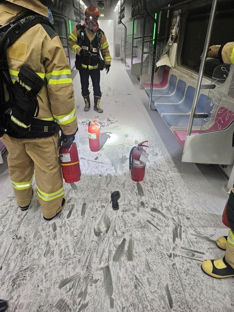 آتشسوزی عمدی در متروی سئول + ویدئو