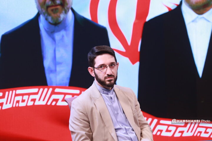 دیپلماسی خدمت