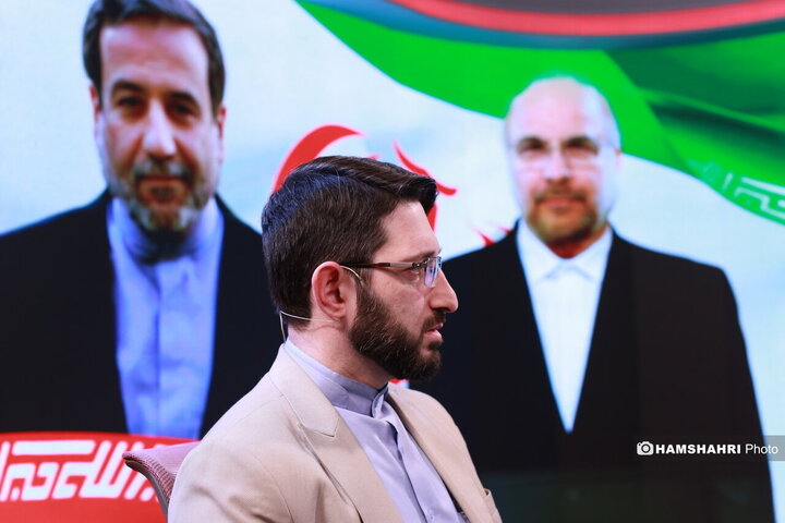 دیپلماسی خدمت