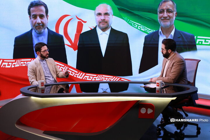 دیپلماسی خدمت