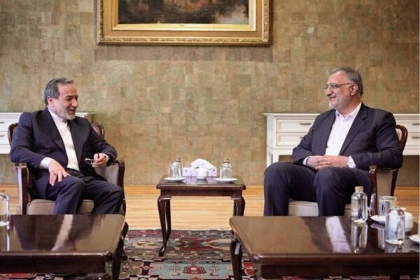 دیپلماسی خدمت