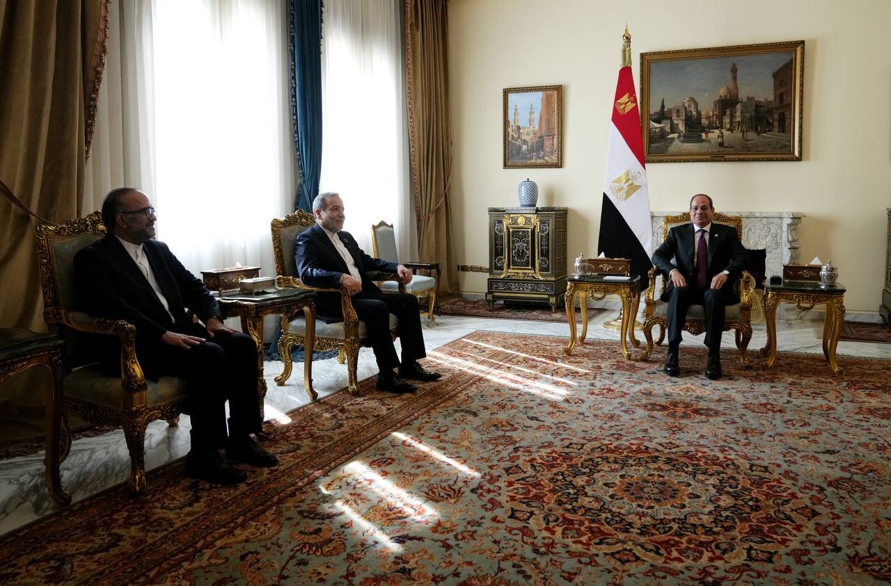 دیدار عراقچی با سیسی در مصر | تصاویر