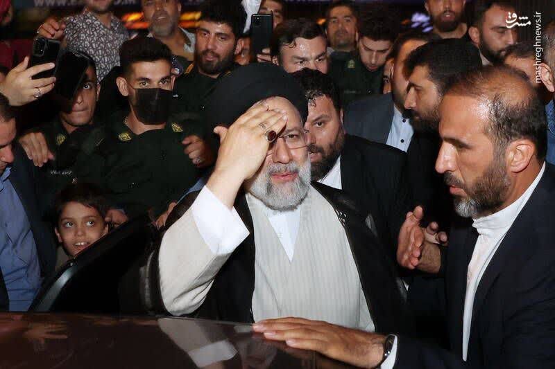 تصاویر کمتر دیده شده از شهیدجمهور در جشن ده کیلومتری غدیر