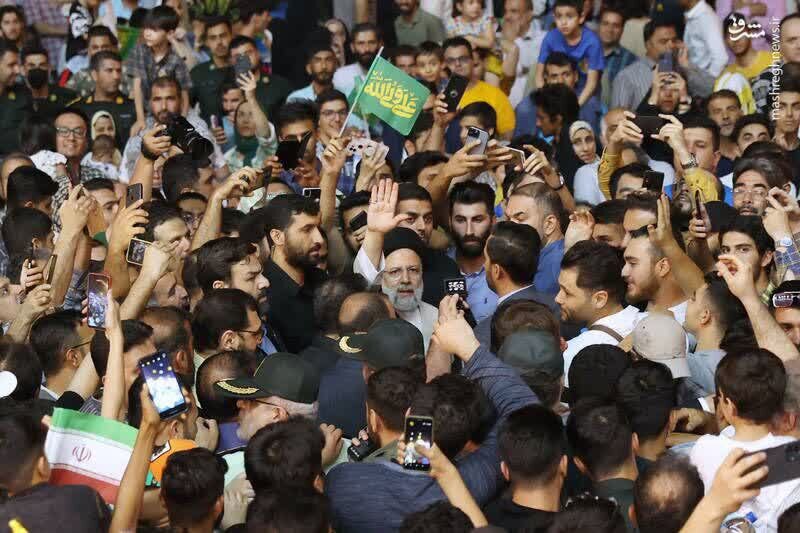 تصاویر کمتر دیده شده  از شهیدجمهور در جشن ده کیلومتری غدیر