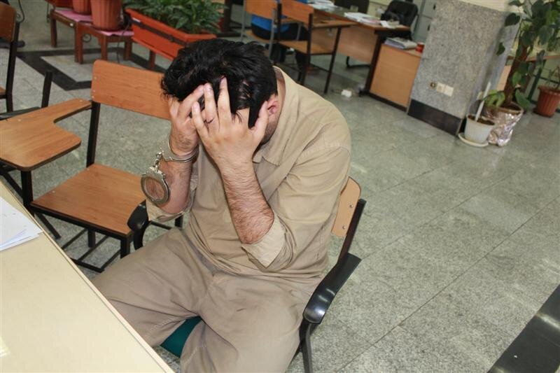 قتل رفیق به خاطر پول | از ترسم آتشش زدم دستگیری - مرد - مرد زندانی
