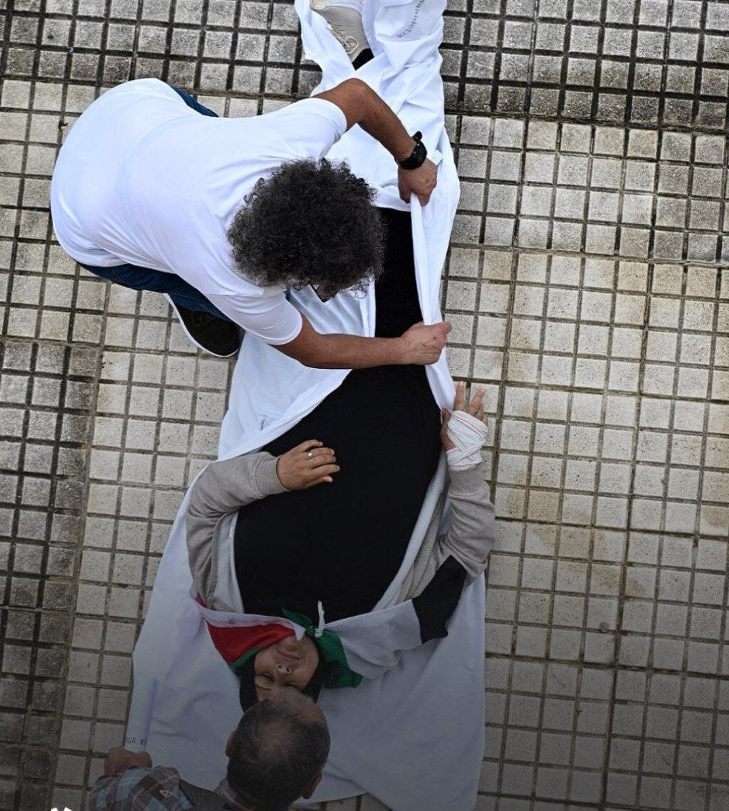 اسپانیایی ها کفن پوش شدند | تصاویر