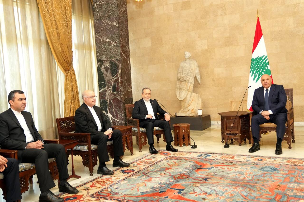 دیدار عراقچی با جوزف عون + تصاویر