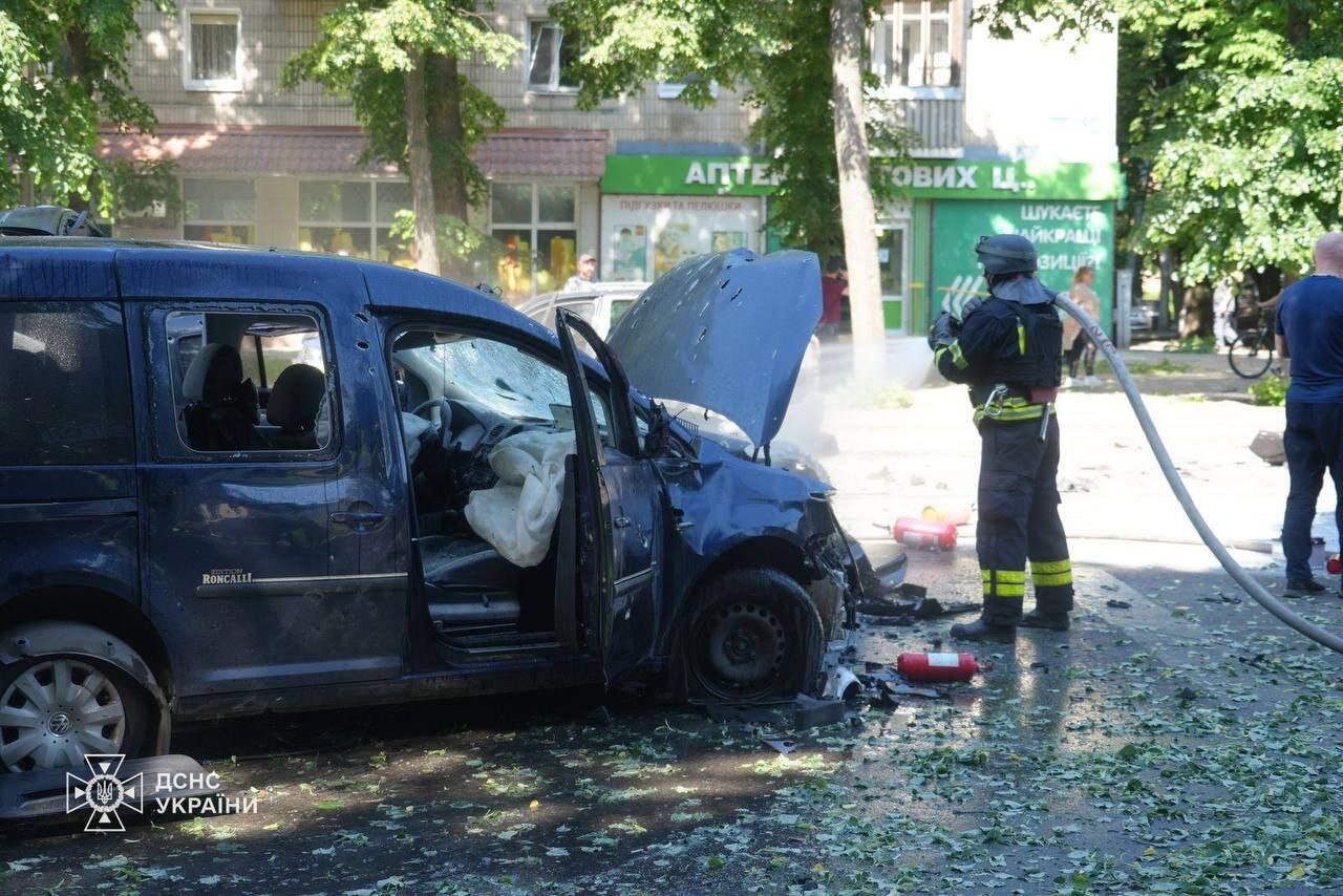 تصاویری از حمله امروز روسیه به  استان سومی در اوکراین