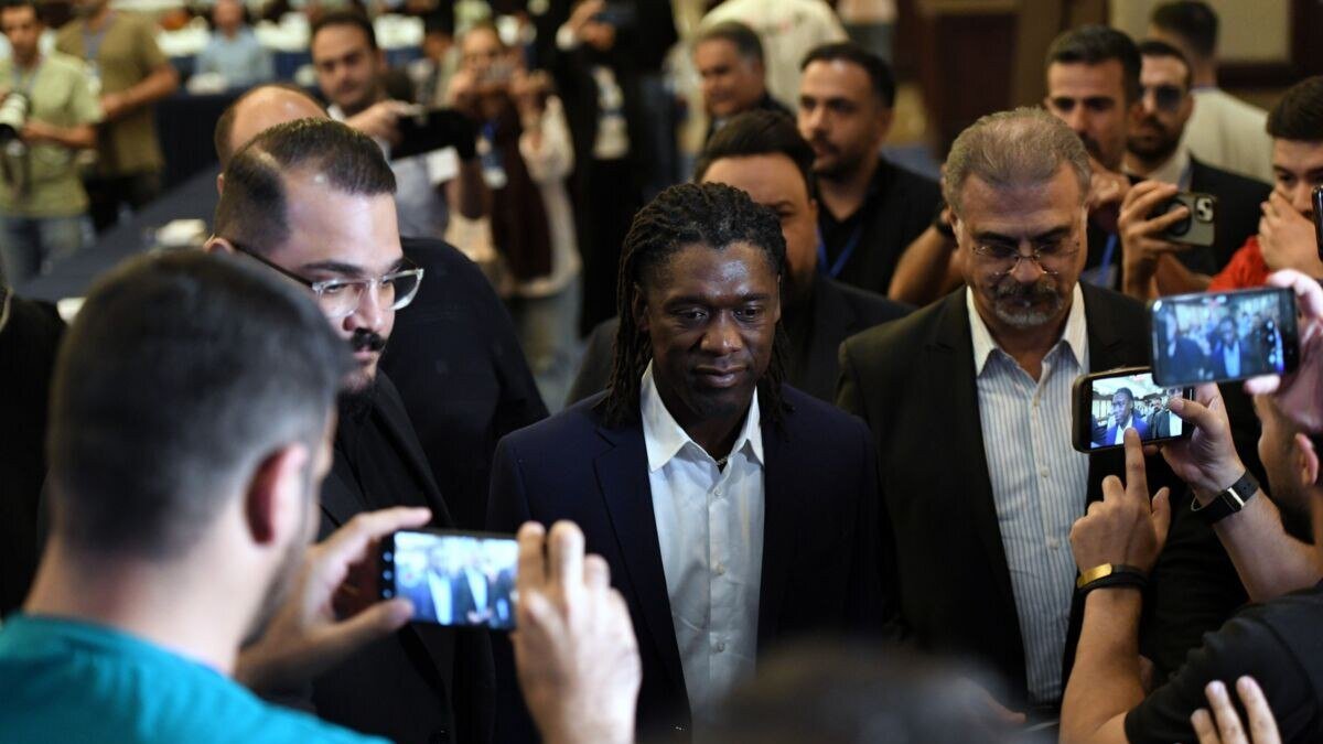 تصاویری از سیدورف با بادیگارهایش در تهران