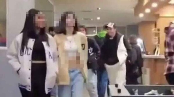 دستور مهم پزشکیان درباره حجاب | تصاویری از زنان با پوشش نامتعارف به رئیس جمهور نشان داده شد | اعتراض پزشکیان به بدپوششی و بدن‌نمایی