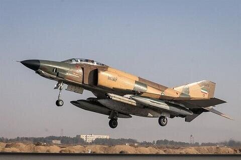 قدرتنمایی F-4 ایرانی در برابر F-18 آمریکایی / واکنش نیروهای فرامنطقهای به پرواز جنگندههای ارتش 2