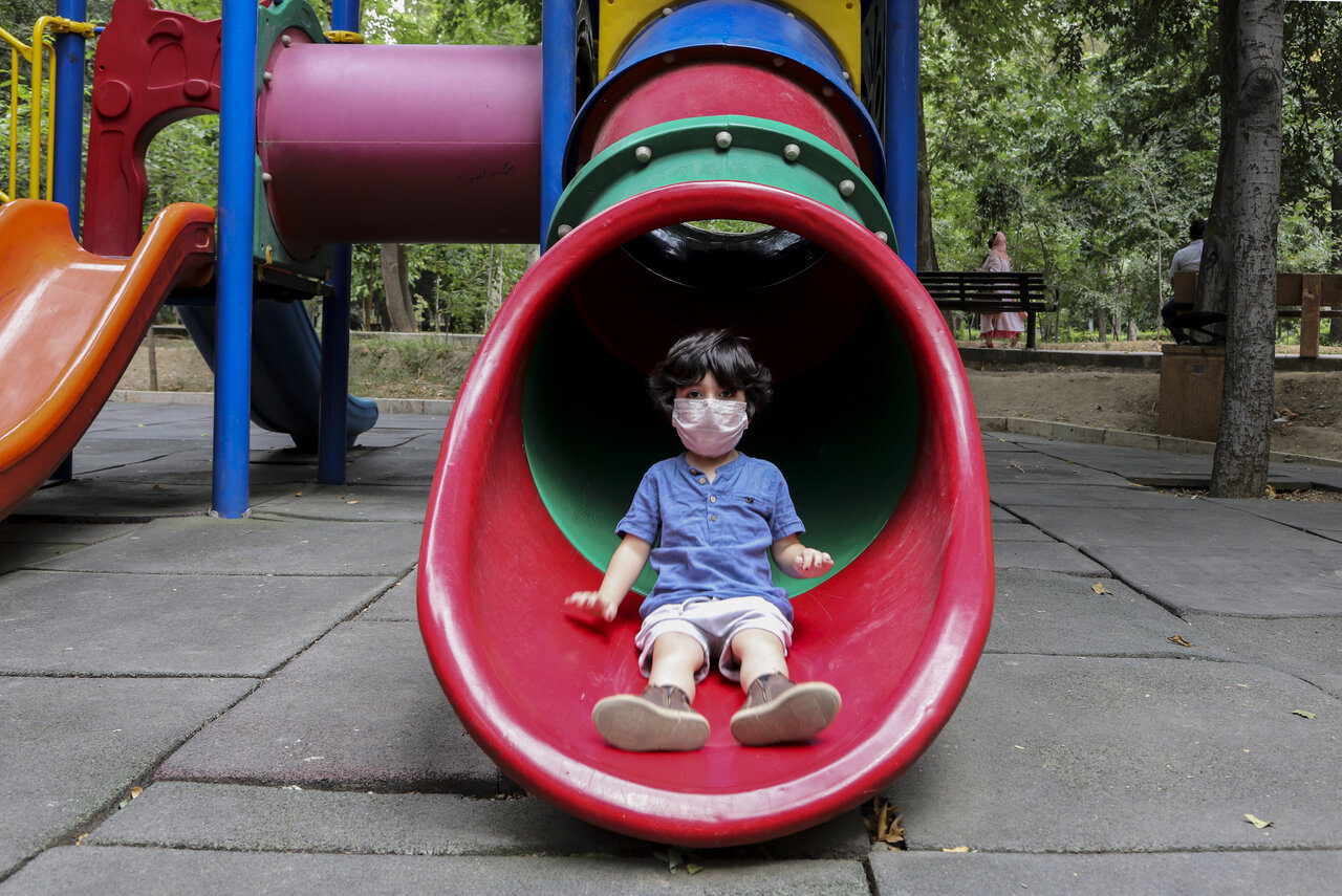سالهایی که ای کاش هرگز تکرار نشوند | گزارش تصویری از زندگی در ترس و امید