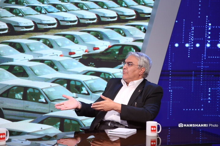 عدم عرضه ی خودرو به بهانه ی افزایش قیمت مجدد خودروسازان