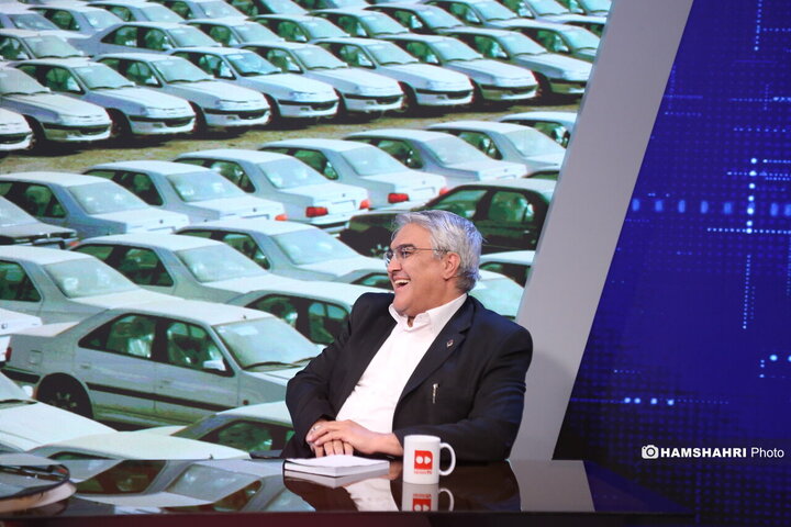 عدم عرضه ی خودرو به بهانه ی افزایش قیمت مجدد خودروسازان