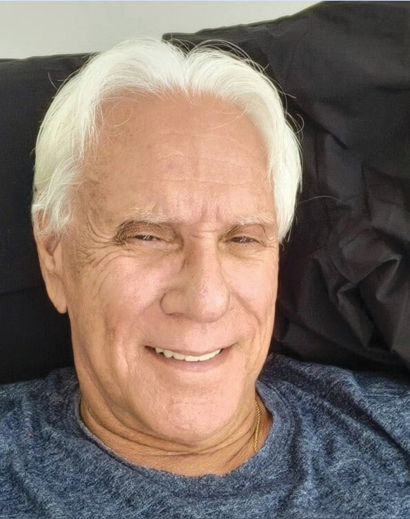 دومینگز خلبان اسکوبار