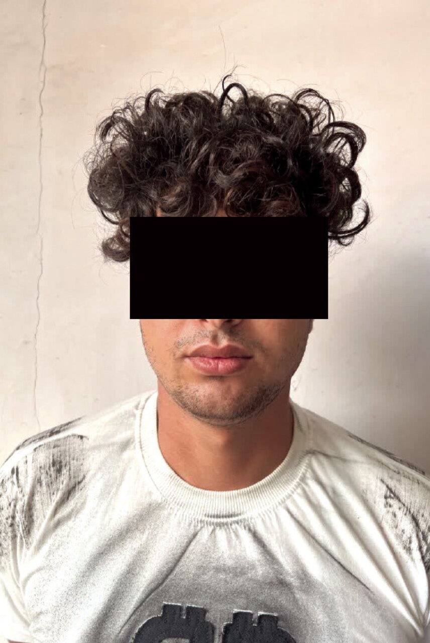 دستگیری تبهکار مخوف اهوازی در مشهد + عکس | از قتل تا سرقت مسلحانه در پرونده جوان کلاشینکفی