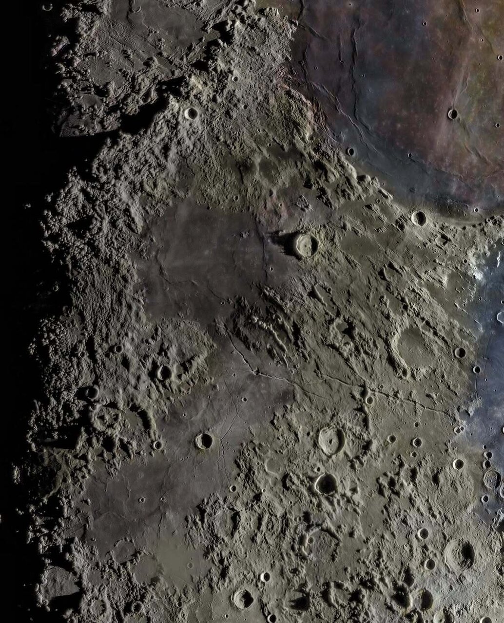 واضحترین عکسی که بدون هوش مصنوعی تا کنون از ماه گرفته شده است | عکس