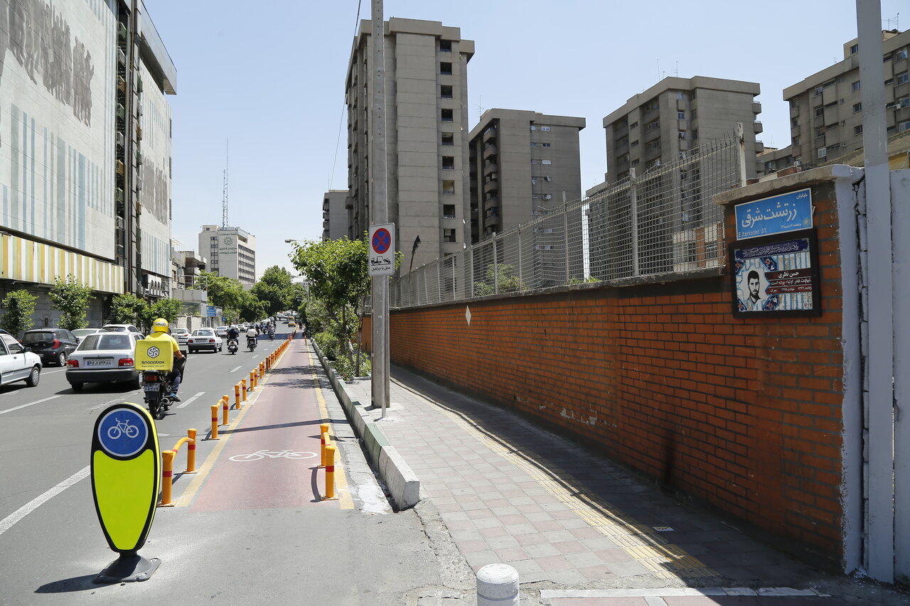 رنگارنگترین خیابان تهران