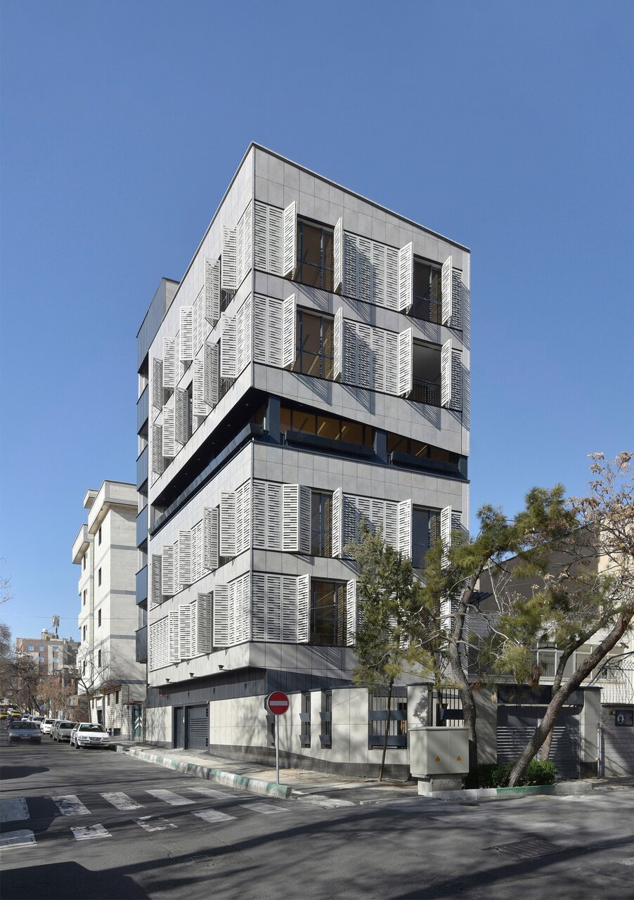 رنگارنگترین خیابان تهران