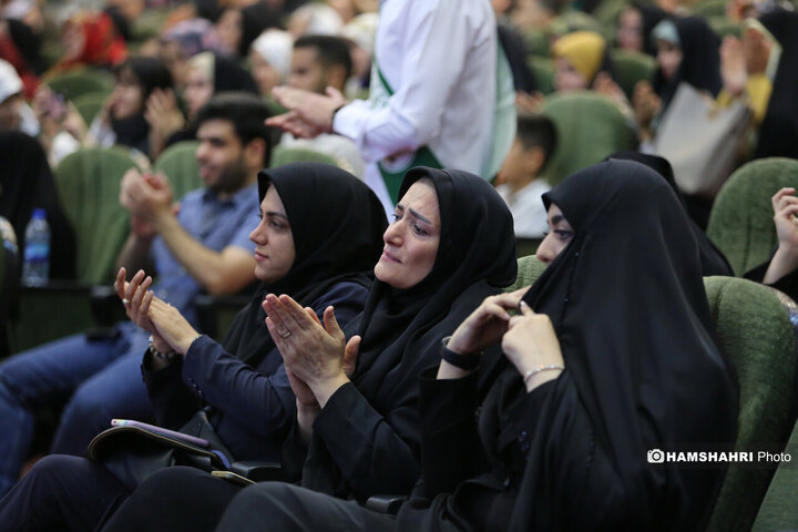 برنامه گلریزان برای آزادسازی زندانیان در مجموعه فرهنگی ورزشی 5 آذر