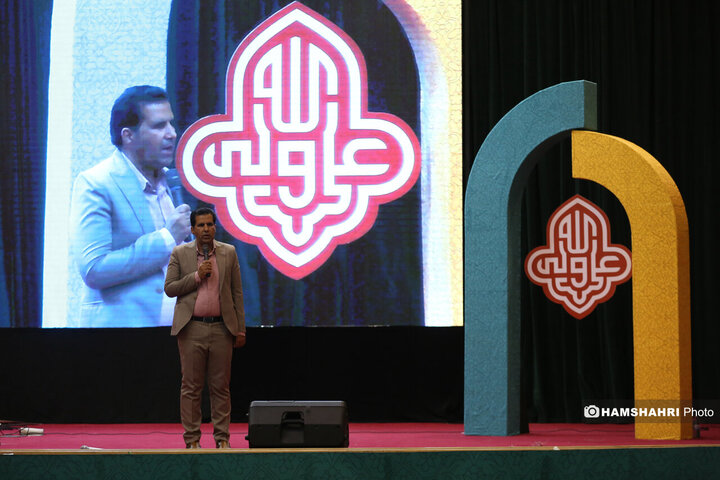 برنامه گلریزان برای آزادسازی زندانیان در مجموعه فرهنگی ورزشی 5 آذر