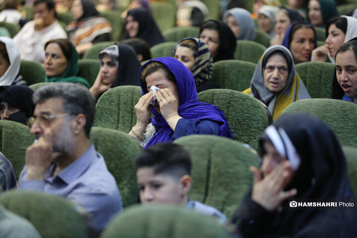 برنامه گلریزان برای آزادسازی زندانیان در مجموعه فرهنگی ورزشی 5 آذر