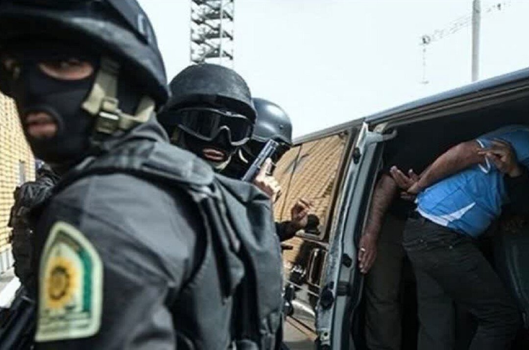 تصاویر انهدام باند کلاهبرداران اینترنتی پلیس - ترور