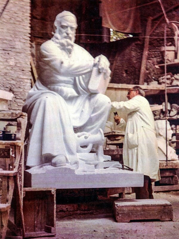 عملیات نجات تندیسهای شهری به روایت یک مجسمهساز