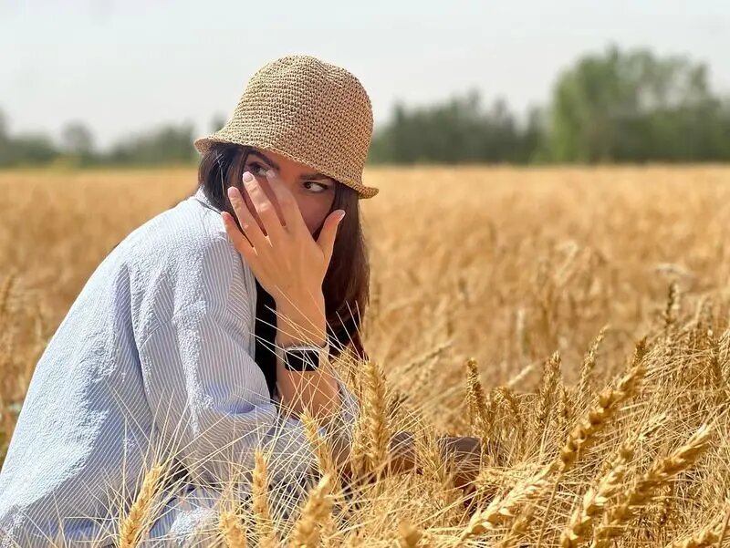 سمیرا حسین پور در لوکیشنی رویایی