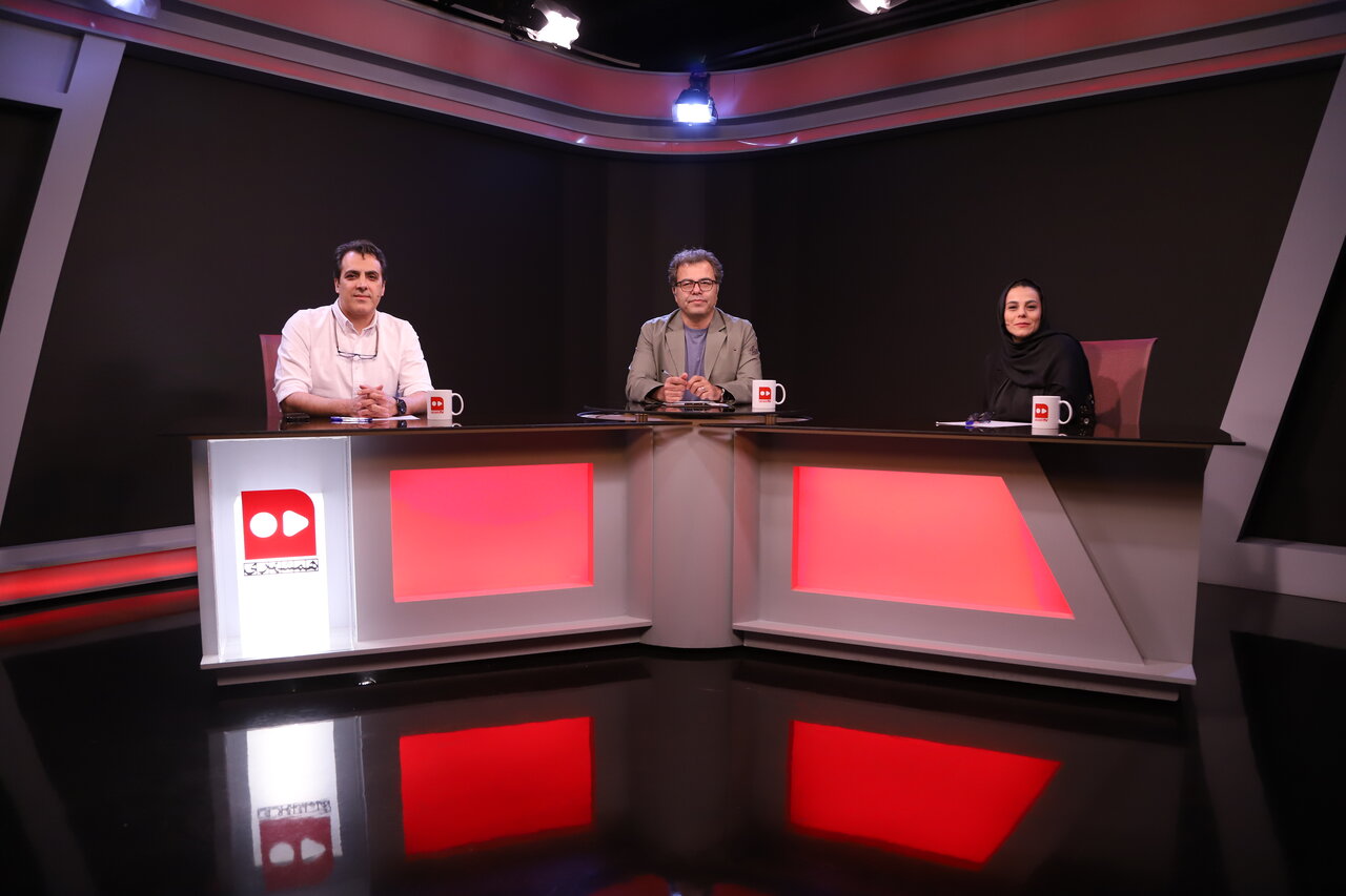 موسیقی تجاری امروز ایران پایش به استادیوم آزادی کشیده شده